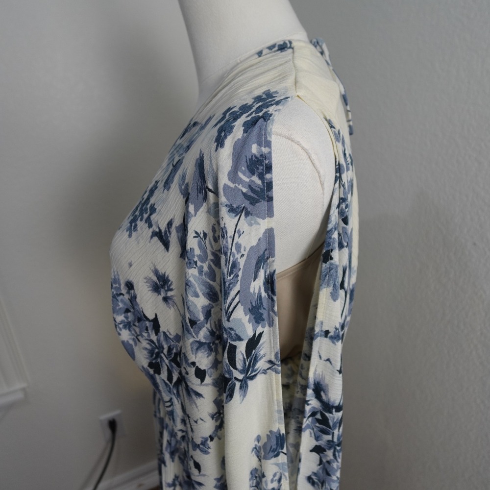 Lovestitch Floral Mini Dress M Blue White Cottagecore Smocked Peasant Slv Boho - Picture 7 of 16